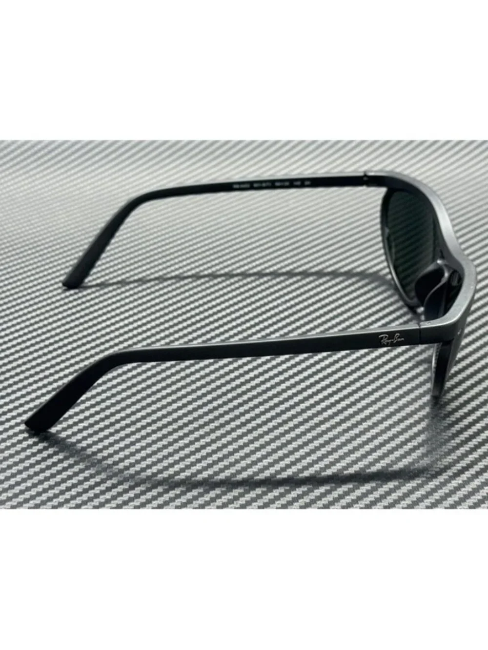 New Ray-Ban Men Matte Black Sunglasses 59-20-145